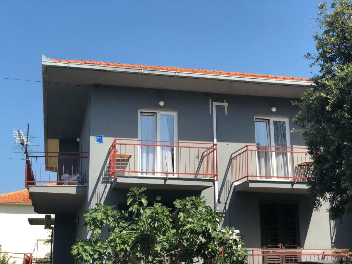 Bed & Breakfast Kurtic Supetar Exterior photo