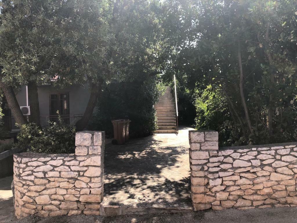 Bed & Breakfast Kurtic Supetar Exterior photo